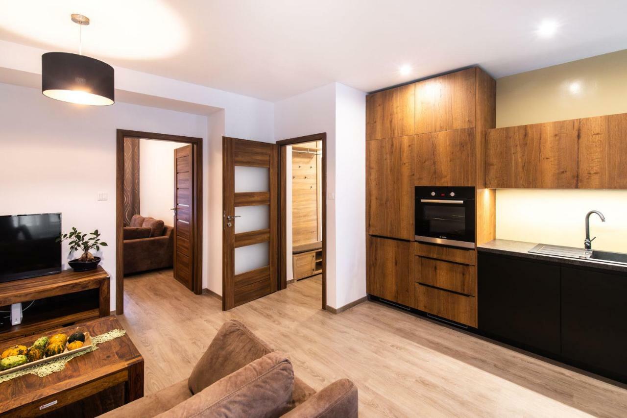 Newly Renovated, Full Equipped And Quiet Apartment Nagyszombat Kültér fotó